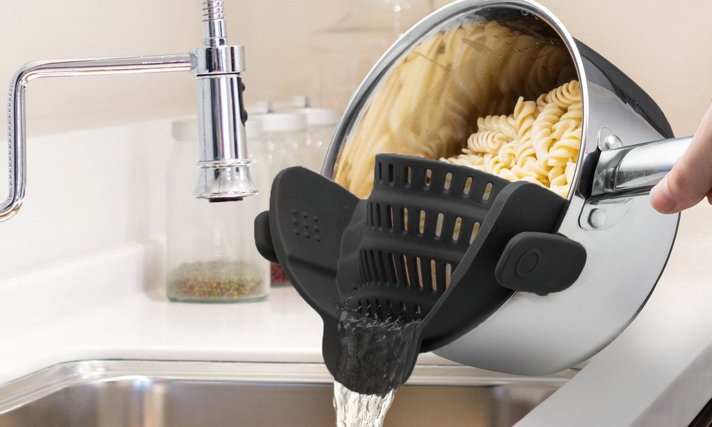 Black Clip-On Plastic Kitchen Strainer