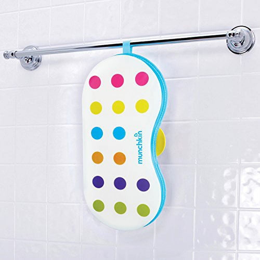 Munchkin Dandy Dots Non-Slip Bath Kneeling Pad, Multi-Color, 17.5 x 9 x 1.3 Inches