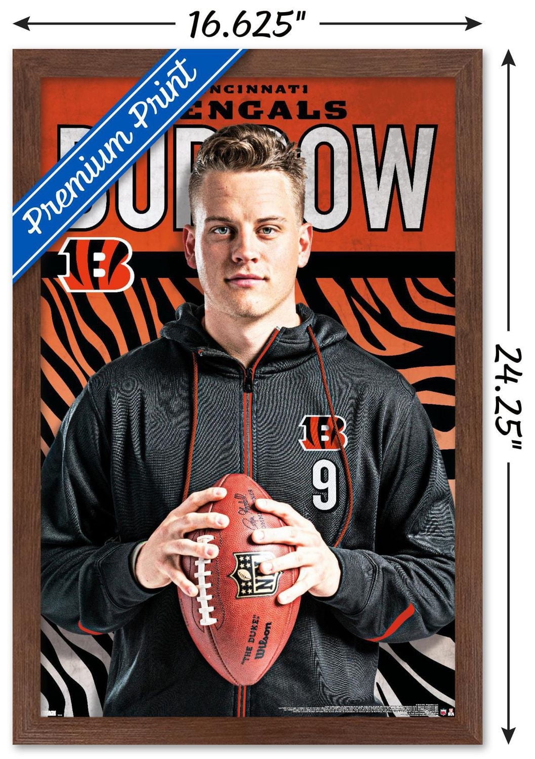 NFL Cincinnati Bengals - Joe Burrow Pose 20 Wall Poster, 14.725" x 22.375" Framed
