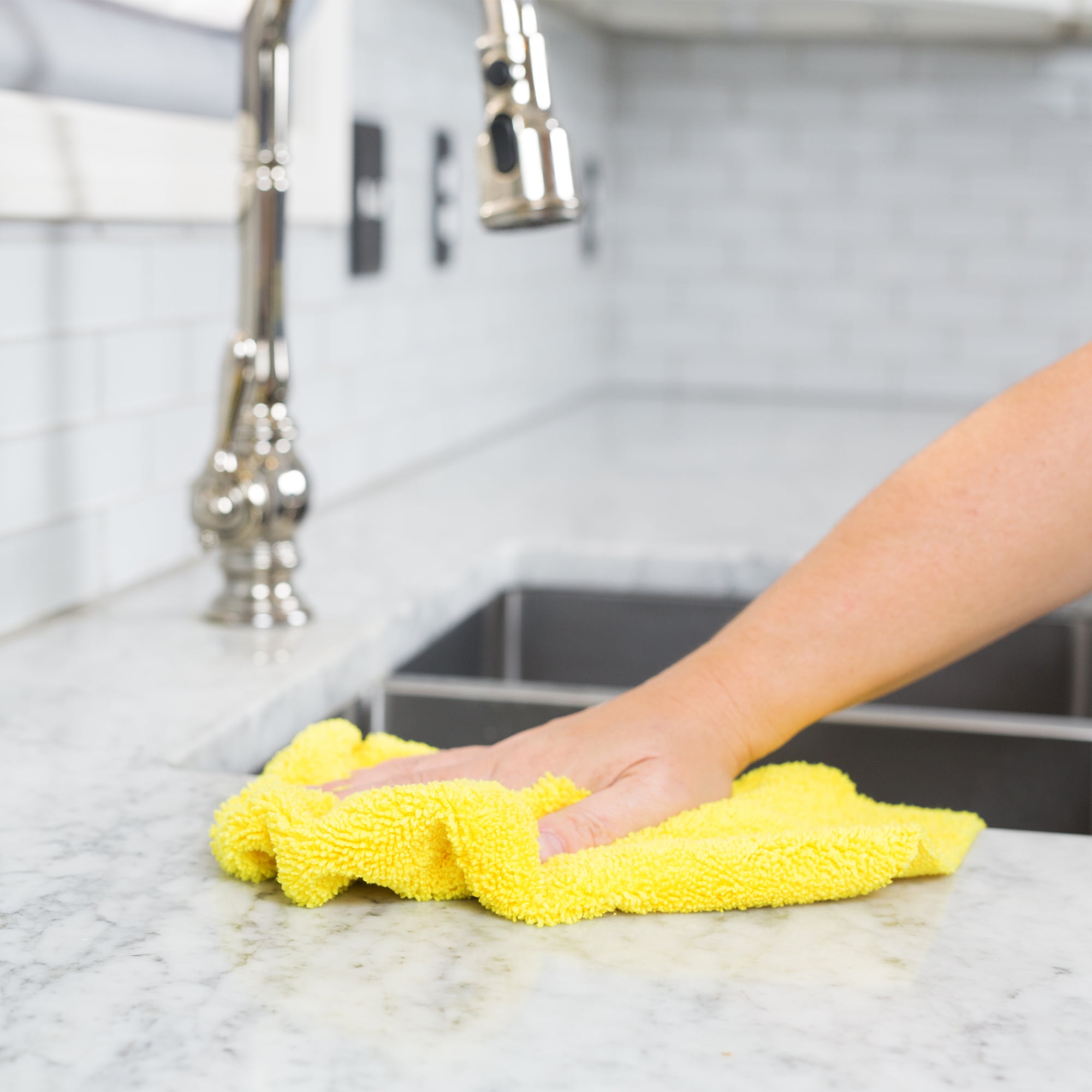 Great Value Multipurpose Microfiber Household Cleaning Cloth & Wipe, Multicolor, 12 Count