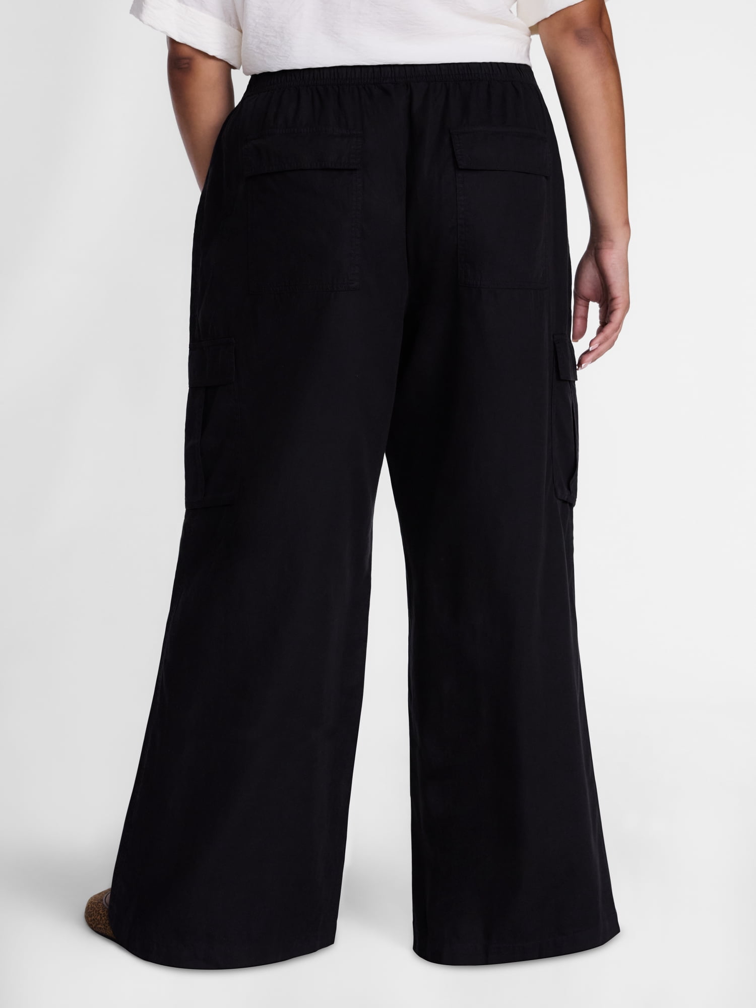 Terra & Sky Women's Plus Cropped Cargo Wide Leg Pants, Sizes 0X-4X