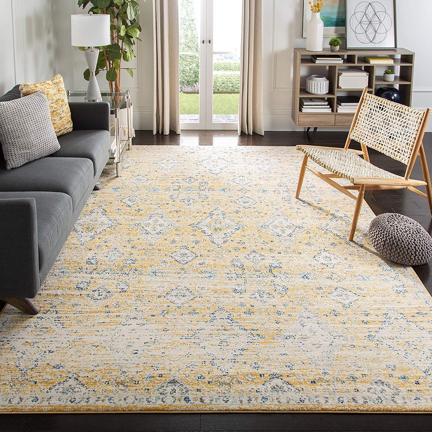 Safavieh Evoke Collection Contemporary Bohemian Gold and Ivory Area Rug (8' x 10')