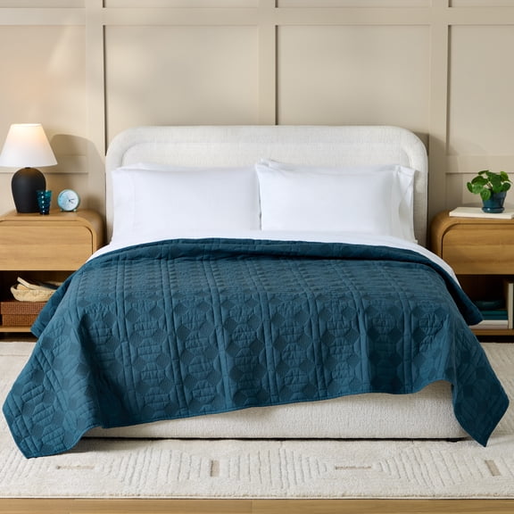 Better Homes & Gardens Crafted Geo Cotton Quilt, Teal Ocean, King Bedding