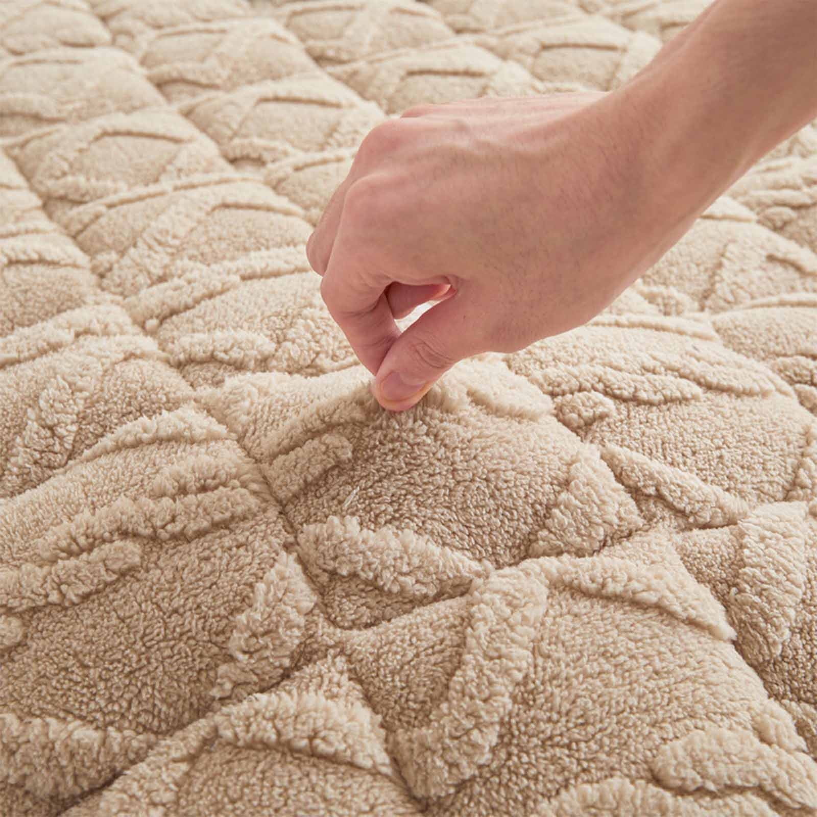 Thick Velvet Mattress Pad Quilted Flannel Mattress Topper Non Slip Bottom Soft Warm Foldable Bed Pad Polyester Fiber Washable Mattress Protector For Winter Bedding