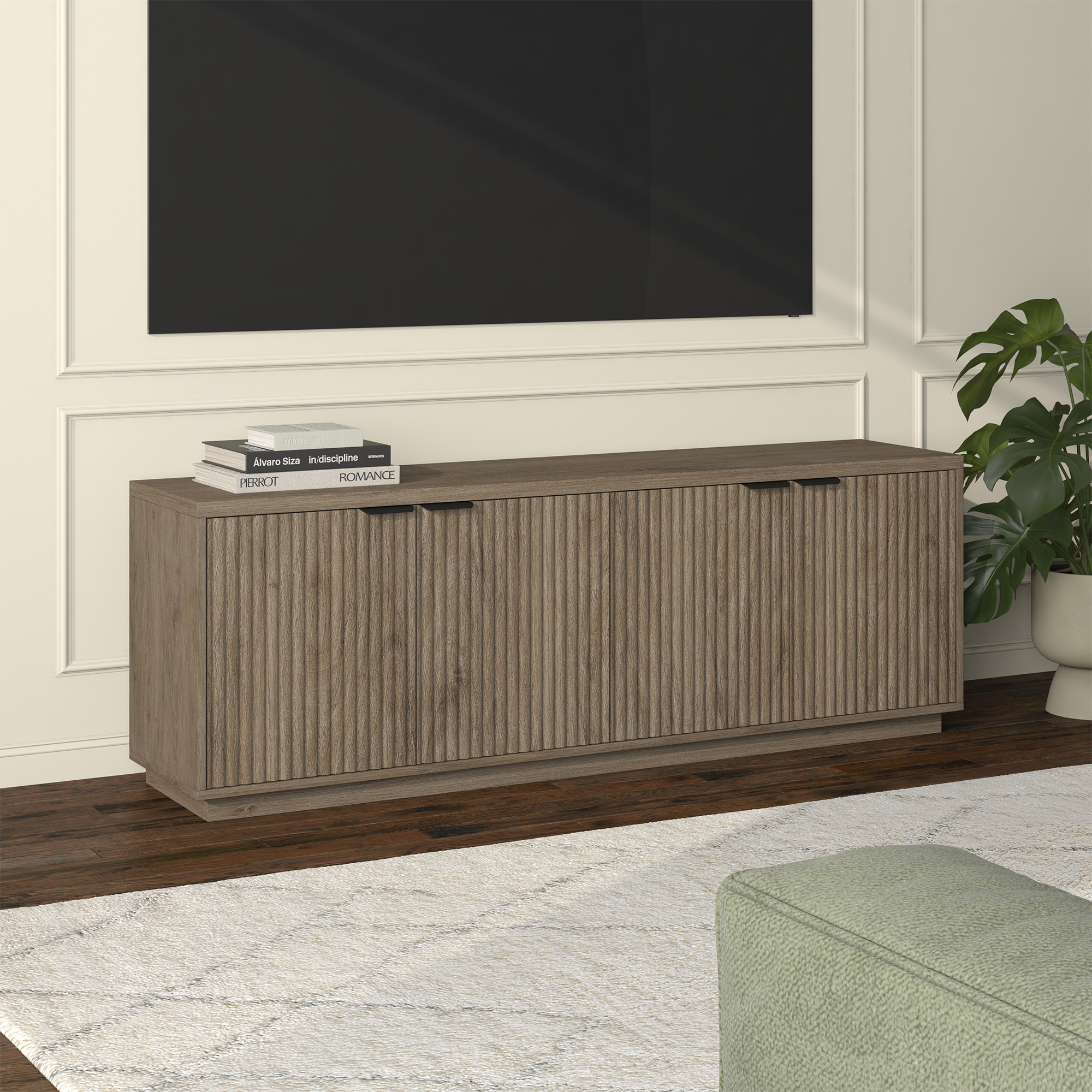 Evelyn&Zoe Mansfield Transitional TV Stand For TVs up to 78", Antiqued Gray Oak