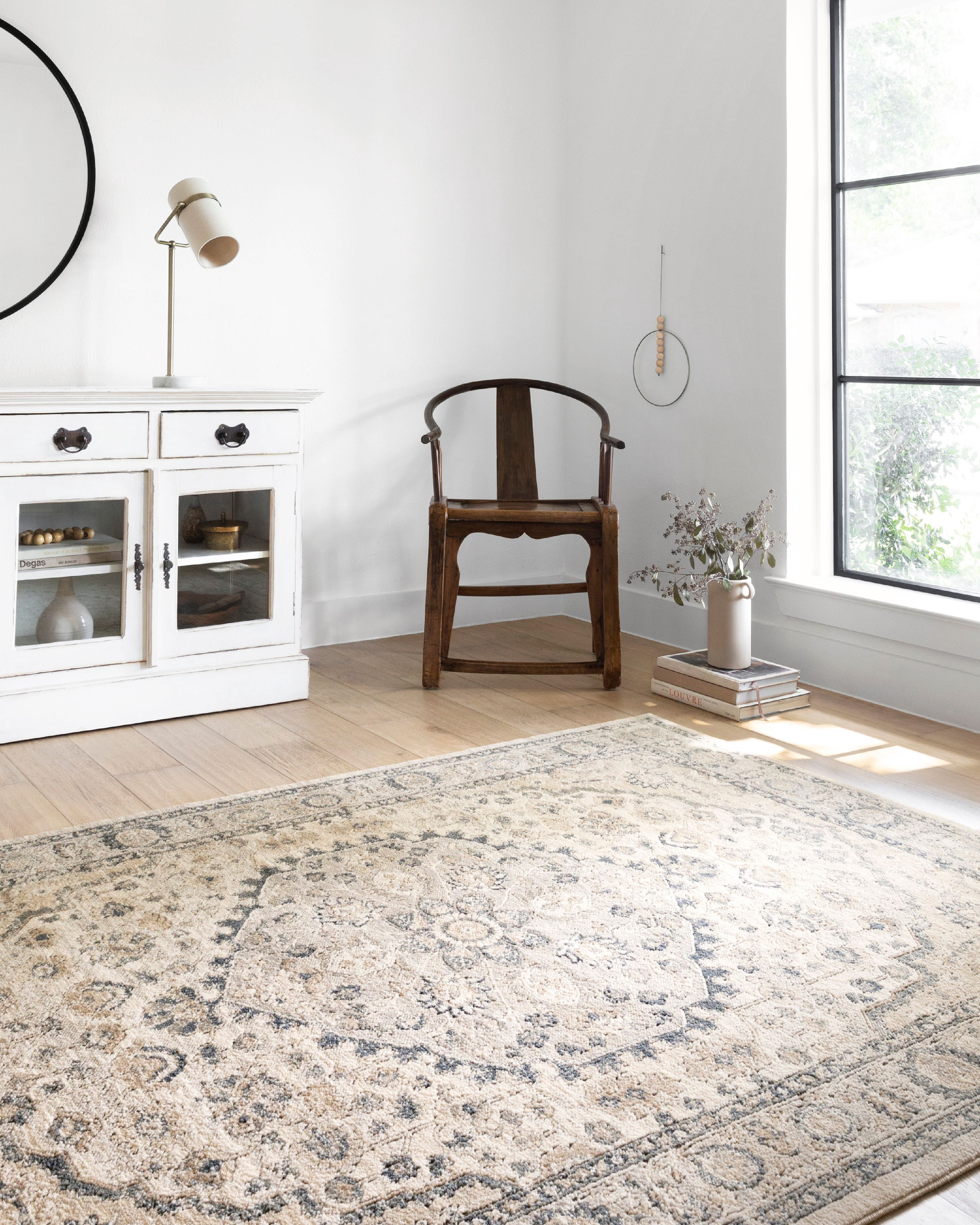 Loloi Teagan Natural / Lt. Grey 5'-3" x 7'-6" Area Rug