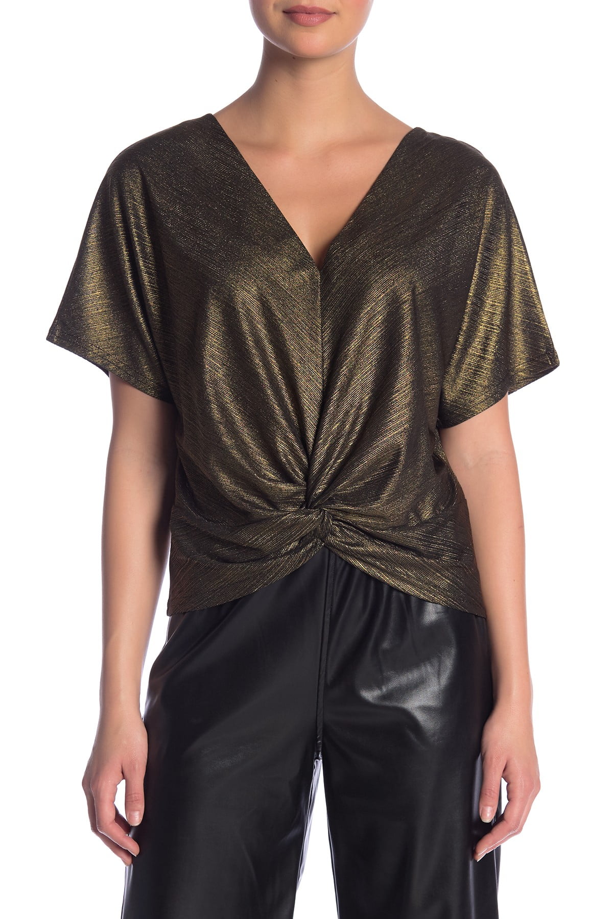 twist hem shirt