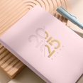 thumbnail image 1 of Planificador académico Quinlirra 2025 para mujeres y hombres. Calendario mensual y semanal. Planificador docente A5 2025 con pestañas. Ideal para oficina, útiles escolares, ofertas del día y, 1 of 8