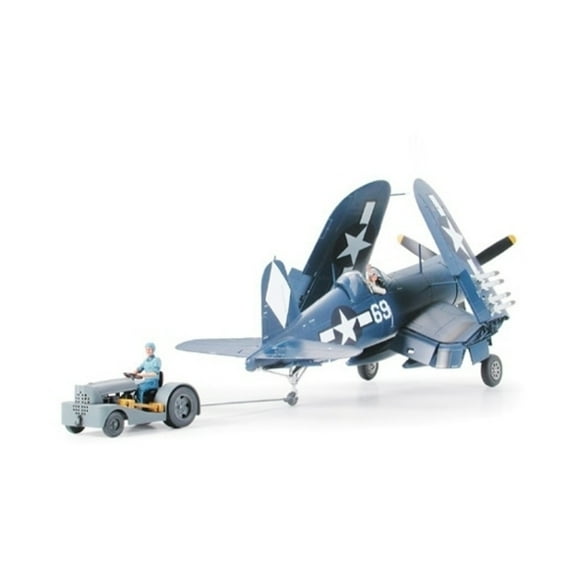 Tamiya Corporation Vought F4U-1D Corsair w/"Moto-Tug" New