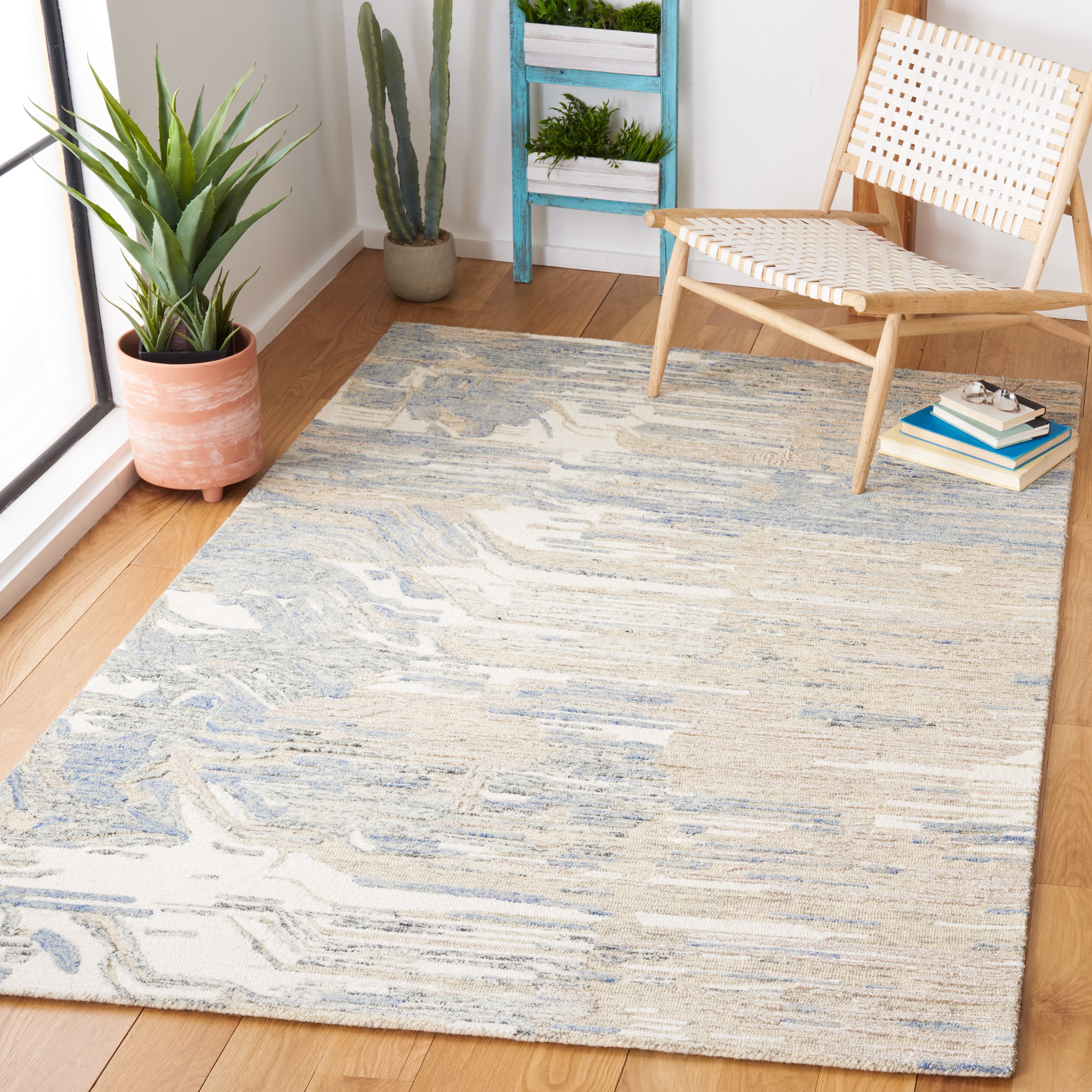 SAFAVIEH Metro Mirjana Distressed Area Rug, Ivory/Natural, 5' x 8'