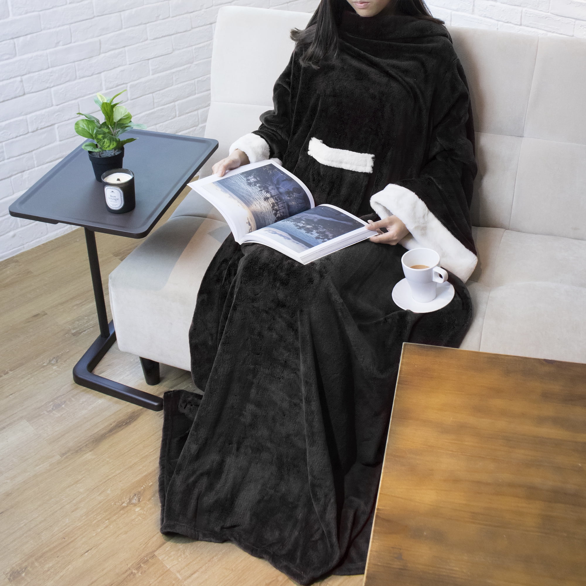 PAVILIA Fleece Blanket with Sleeves for Women Men Adults, Wearable ...