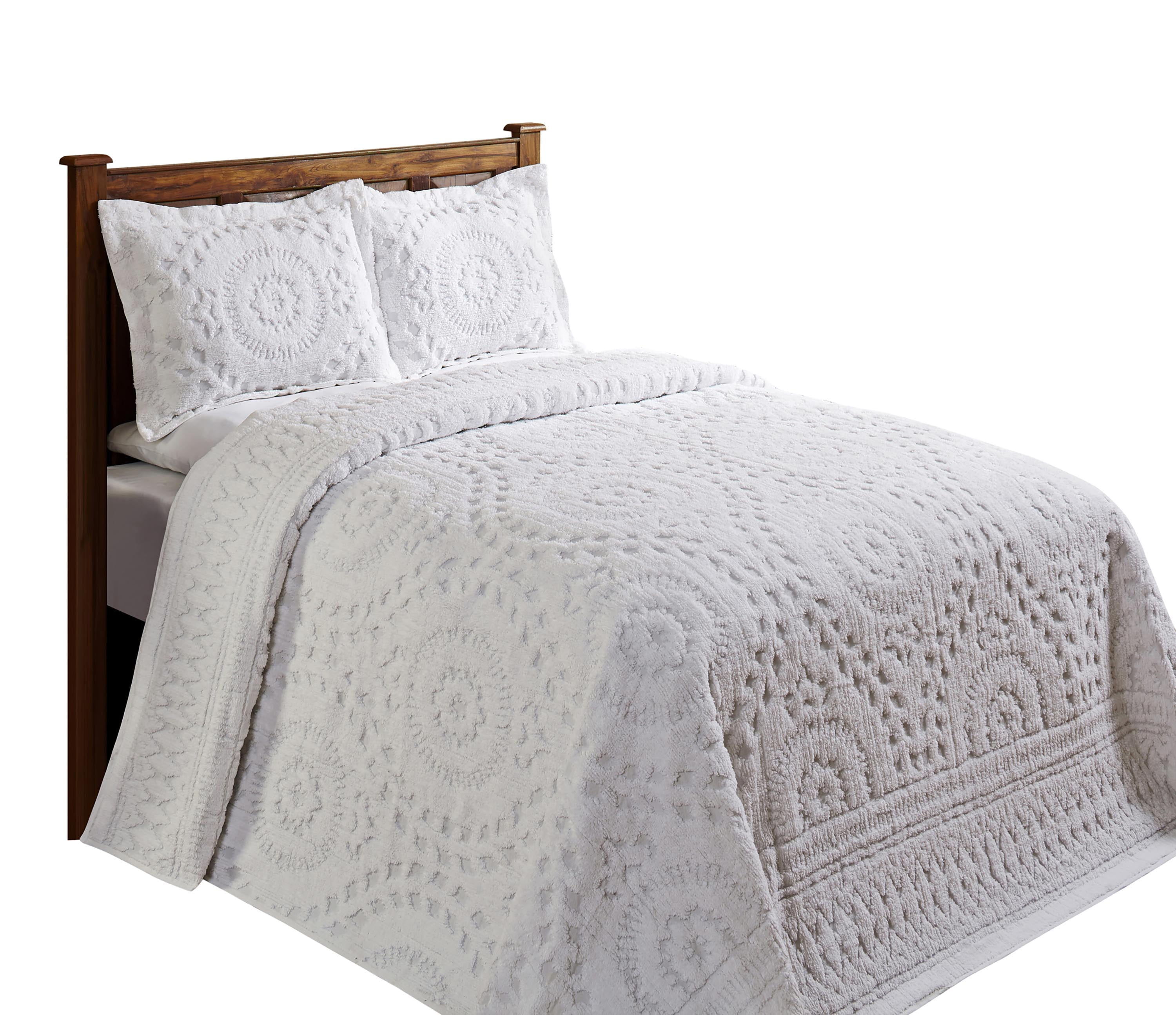 Better Trends 3 Piece Full/Double Bedspread Set 100% Cotton Chenille Tufted Medallion Pattern Soft & Luxurious Feel, Perfect for Gifting and All Seasons, Machine Washable (White) Rio Collection