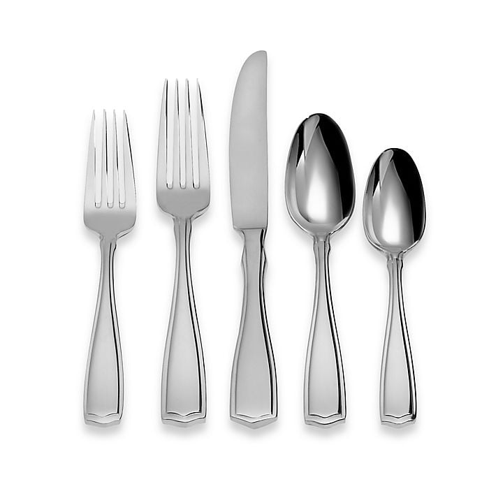 Oneida Carolina 75Piece Flatware Set