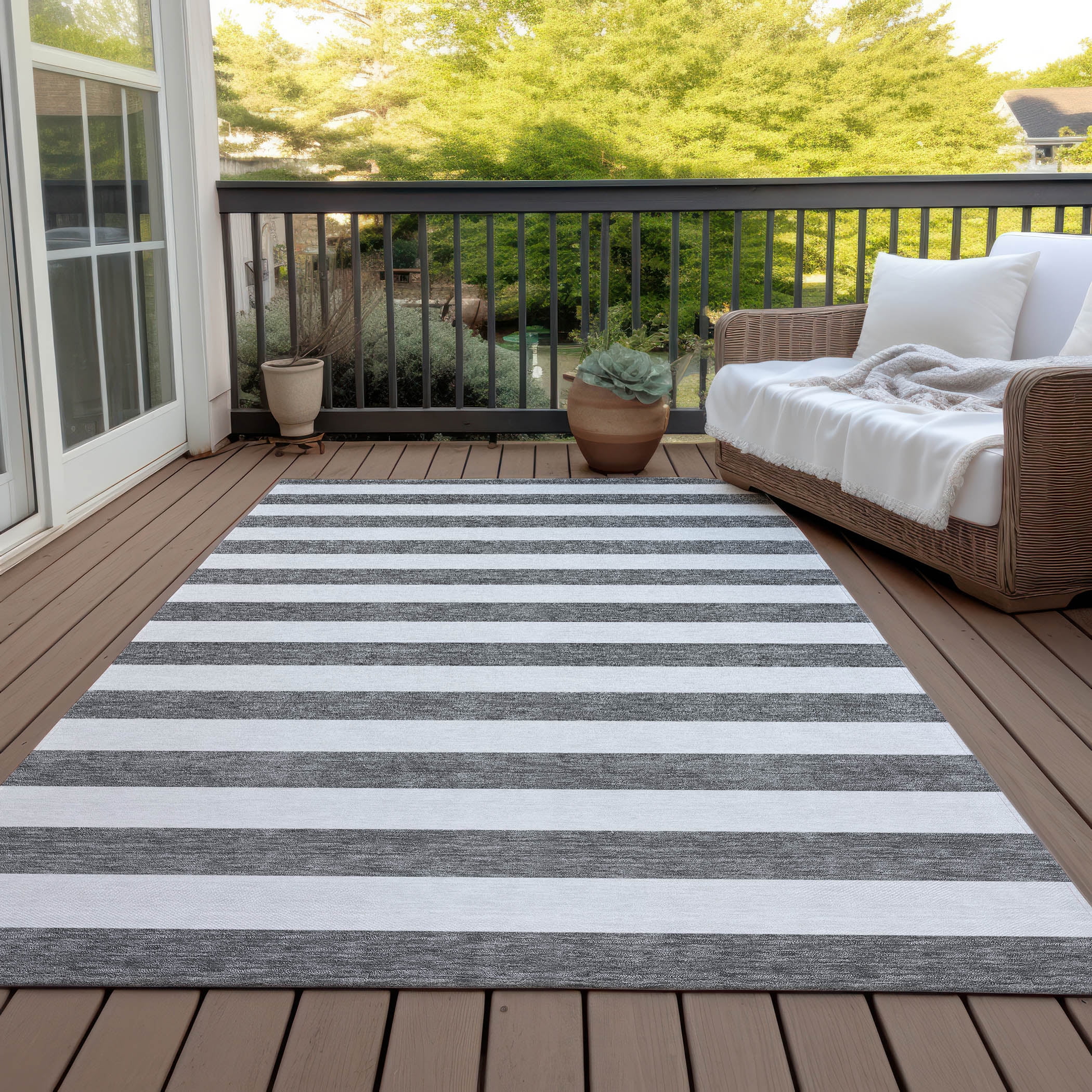 Addison Rugs Chantille Indoor/Outdoor Transitional Stripes Charcoal Washable Rectangle Rug, 3' x 5'