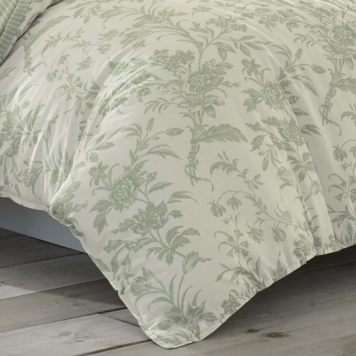 Laura Ashley Home - King Duvet Cover Set, Reversible Cotton Bedding with Matching Shams, Lightweight Home Decor for All Seasons (Natalie Sage,3 pcs, King) King (3-Piece)
