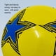 thumbnail image 4 of Advancent La cubierta luminosa de la PU del EN del balón de fútbol competitivo para la vejiga de goma del entrenamiento da aire excepcional Deportes y aire libre amarillo, 4 of 6