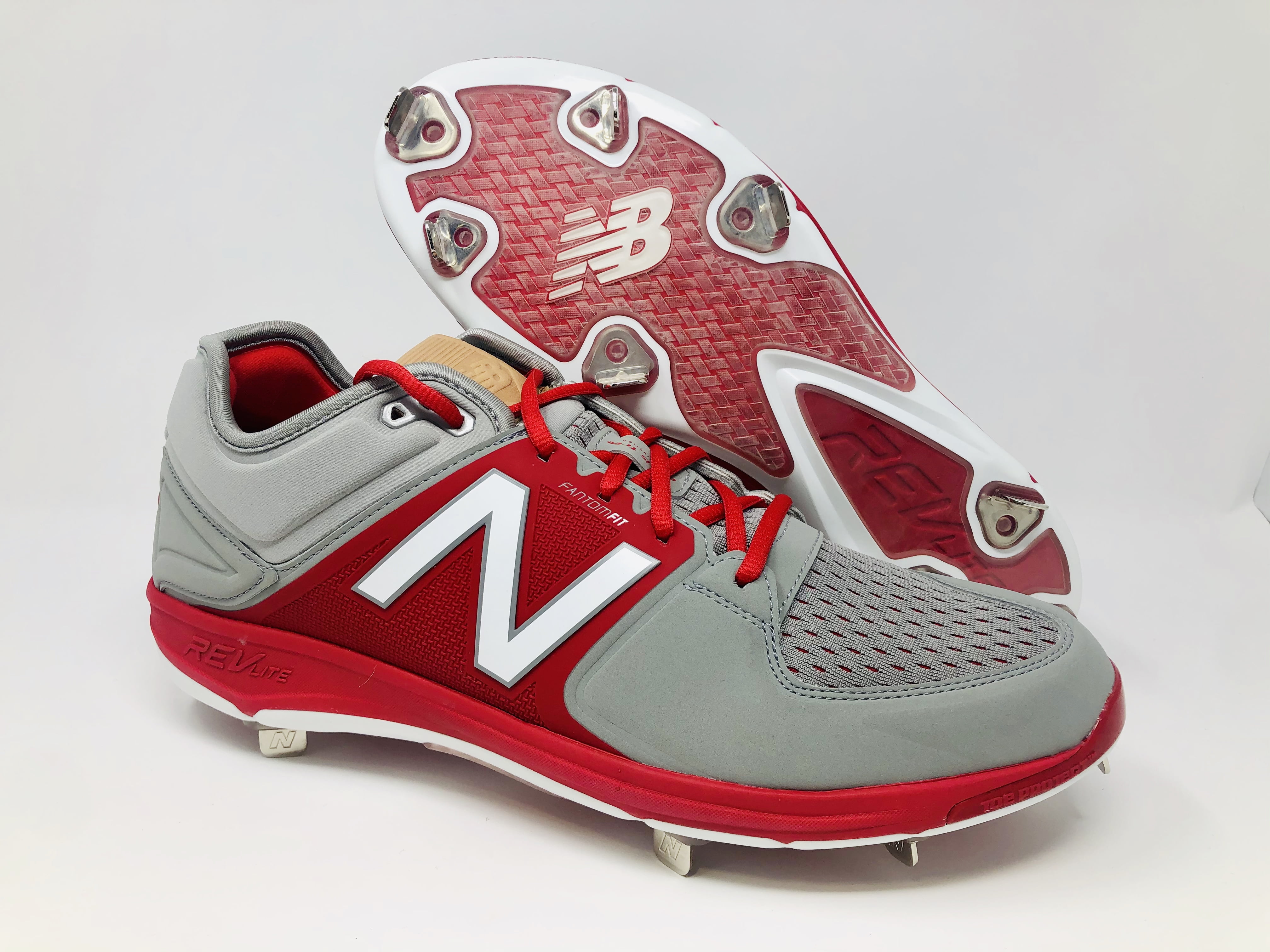 new balance men's 3000v3 low metal baseball cleats