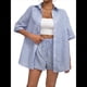 thumbnail image 1 of Conjunto de 2 Piezas para Mujer: Camiseta de Rayas de Corta de Verano y Mini Shorts Holgados de Cintura Alta. Azul M, 1 of 7
