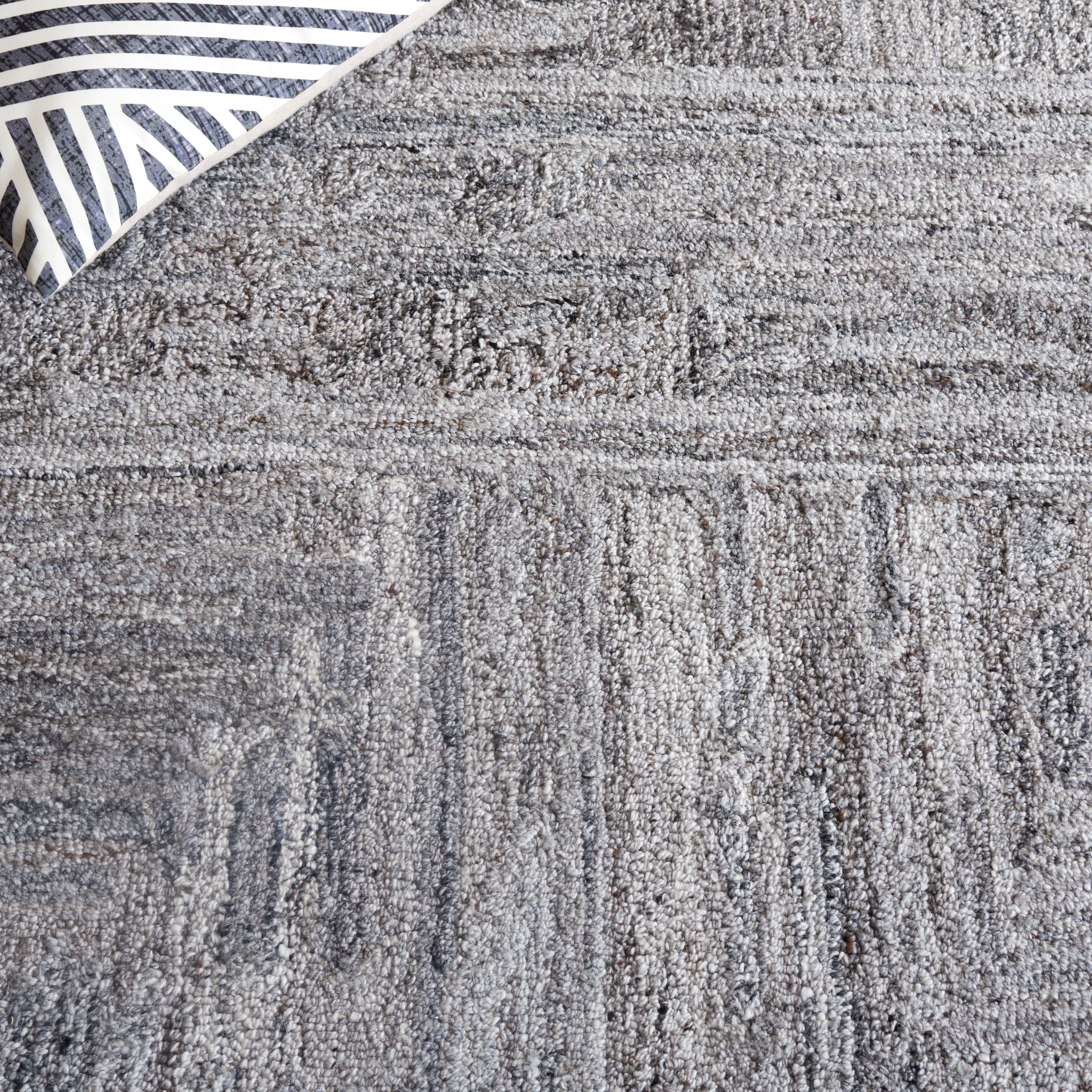 SAFAVIEH Abstract Madeline Geometric Area Rug, Gray, 5' x 8'