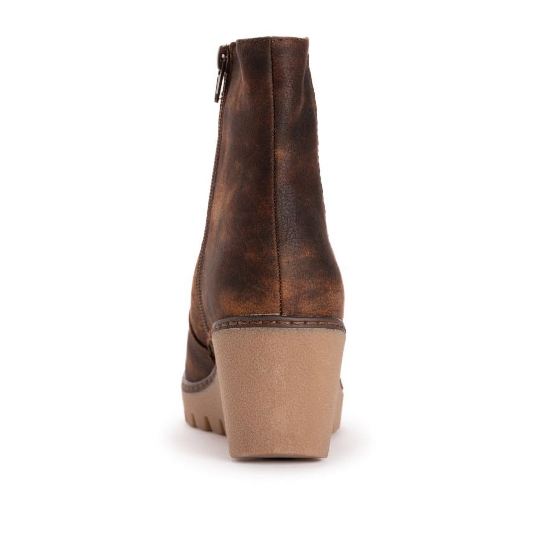 MUK LUKS Women's Vermont Essex Wedge Booties