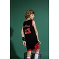 thumbnail image 3 of ZHAOCHENG Conjunto de camiseta de baloncesto Michael Jordan n.° 23, uniforme de los Bulls para niños y adolescentes, color negro, talla S (120-130 cm), 3 of 4
