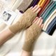 thumbnail image 1 of Guantes de punto de media sección para mujer, lindos guantes de invierno con dedos abiertos, guantes de lana para parejas de hombres y mujeres para estudiantes, 1 of 6