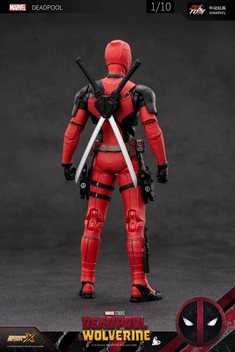 ZD Deadpool 3 Deadpool and Wolverine Action Figure Removable and Replaceable Face,Collectible Statue Action Figures Anime Desktop Decoration Ornaments Gift