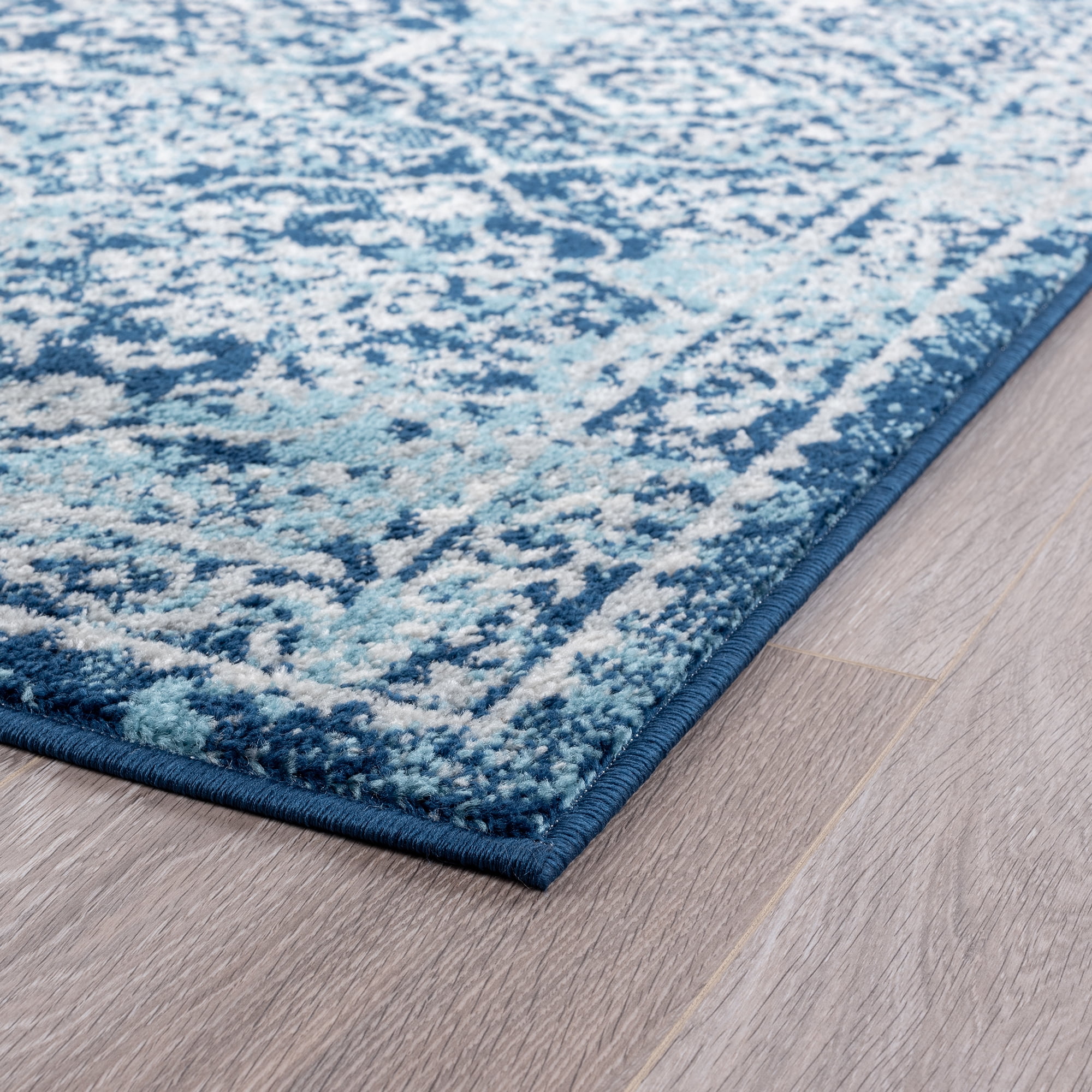Diamond Transitional 5' x 7' Blue and Cream Polypropylene Indoor Area Rug