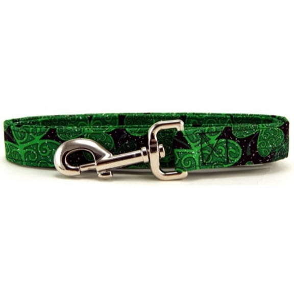 Glittery Swirled Shamrocks Dog Leash - Size - Large