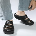 thumbnail image 2 of Zapatillas de playa para hombre, diseño moderno con agujeros, ideales para exteriores y uso en interiores, color negro, talla 36., 2 of 6