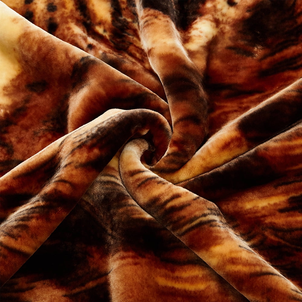 JML King Size Soft Warm Fleece Bed Blanket Reversible Thick Mink Blanket 83 x 91 inches,5.7lbs
