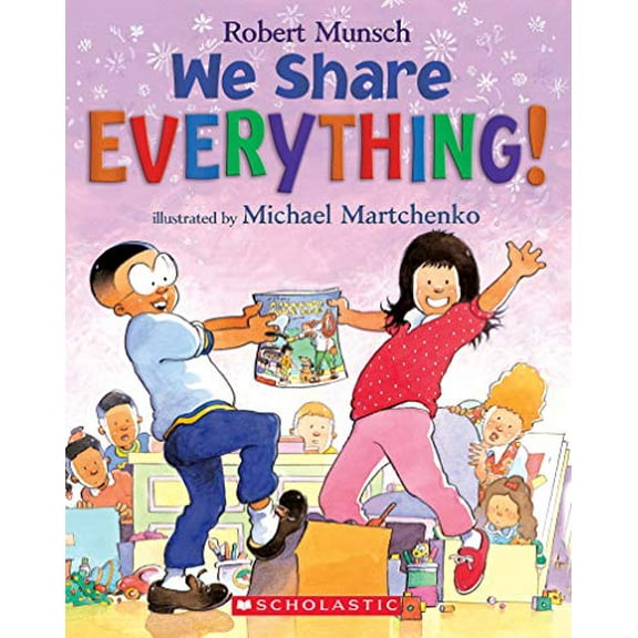 Pre-Owned We Share Everything! Board Book Robert Munsch
