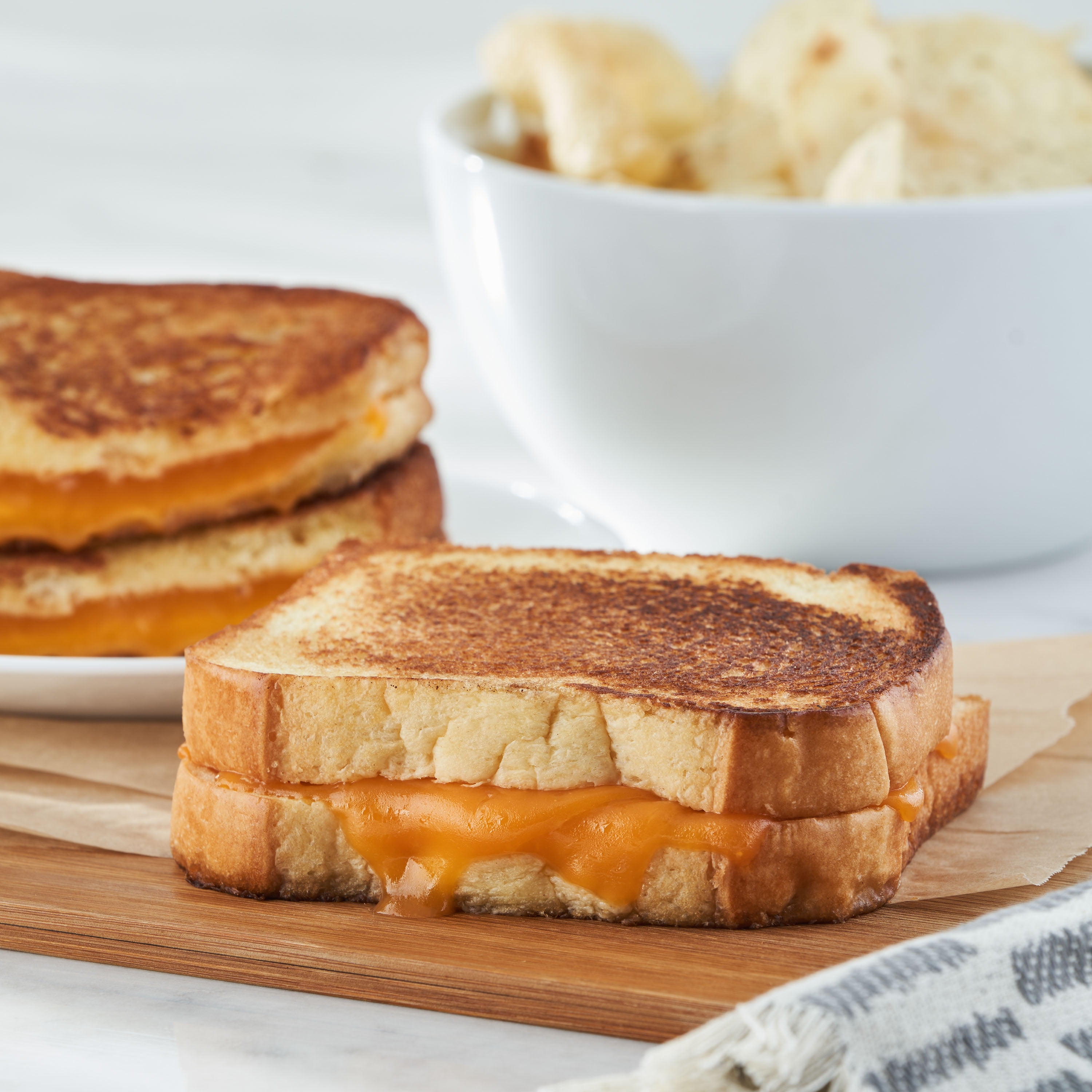 Great Value Medium Cheddar Deli Style Sliced Cheese, 8 oz, 12 Slices