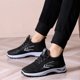 thumbnail image 2 of Zapatillas de running para hombre, deportivas, de senderismo, con punta redonda, con cordones, planas, antideslizantes, cómodas, de color liso, para tenis, 2 of 8