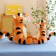 thumbnail image 4 of 30-50cm Disney Tigger juguetes de peluche almohada Kawaii Anime tigre muñeco de peluche dibujos animados lindo Winnie muñeco de peluche regalo de cumpleaños para niñas, 4 of 5