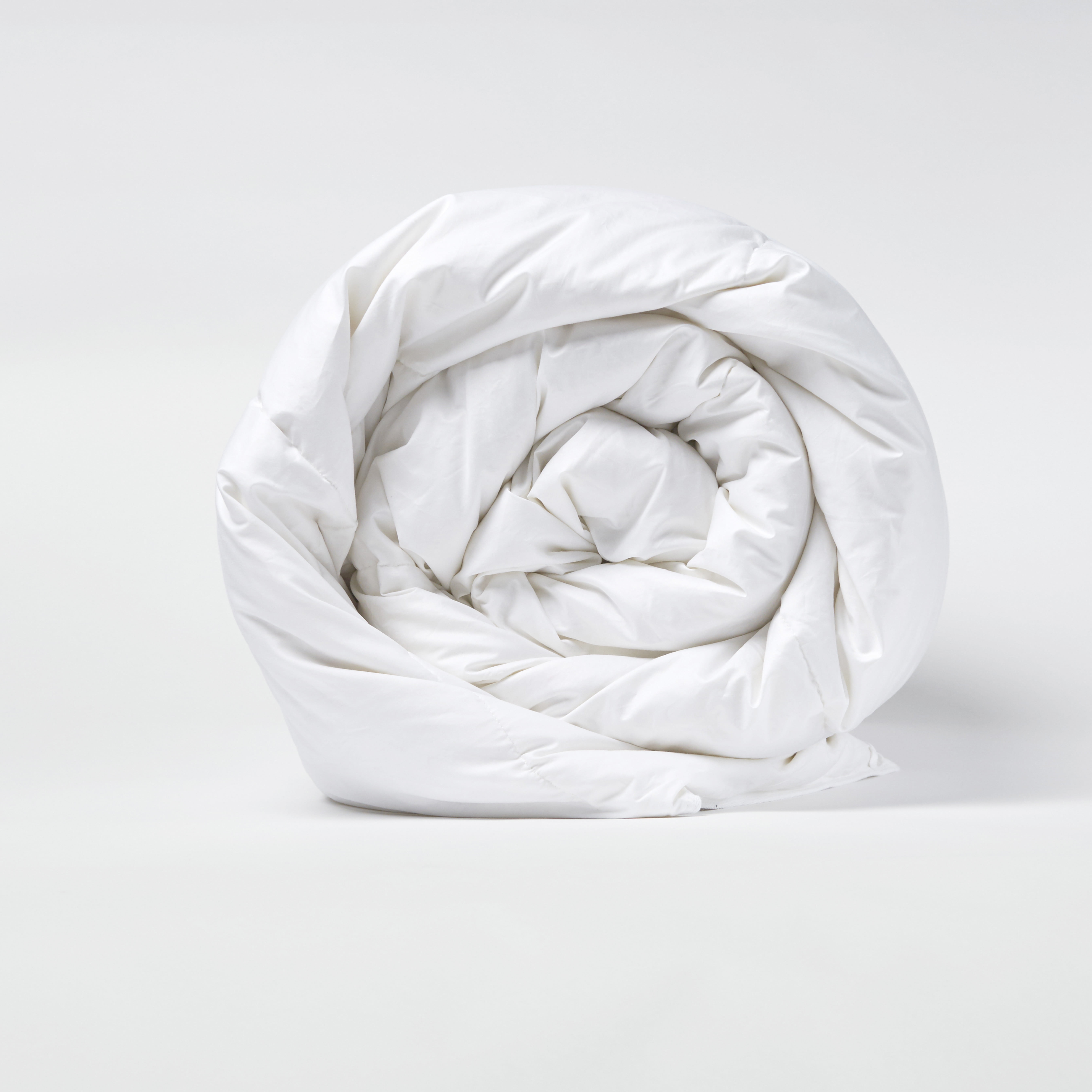 Amberly Bedding Down Alternative Comforter Summer Weight