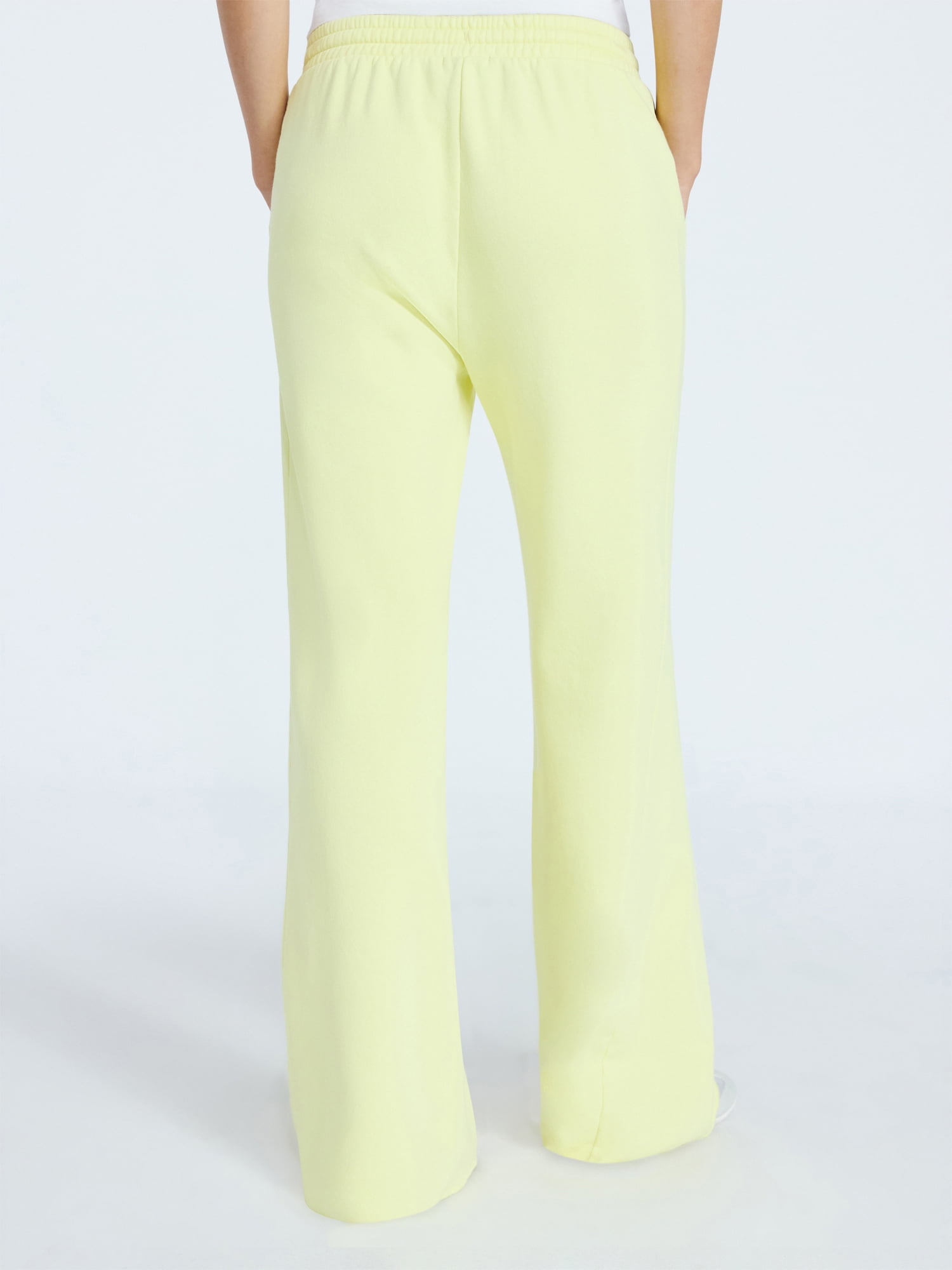 Scoop Women’s and Women's Plus Mineral Washed Fleece Flare Leg Sweatpants, Sizes XS-4X
