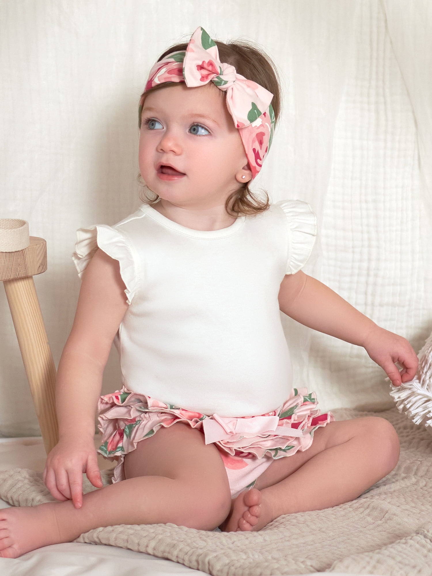 Gerber Baby Girl Onesies Bodysuit, Diaper Cover & Headband Outfit Set, 3-Piece, (0/3 Months - 12 Months)