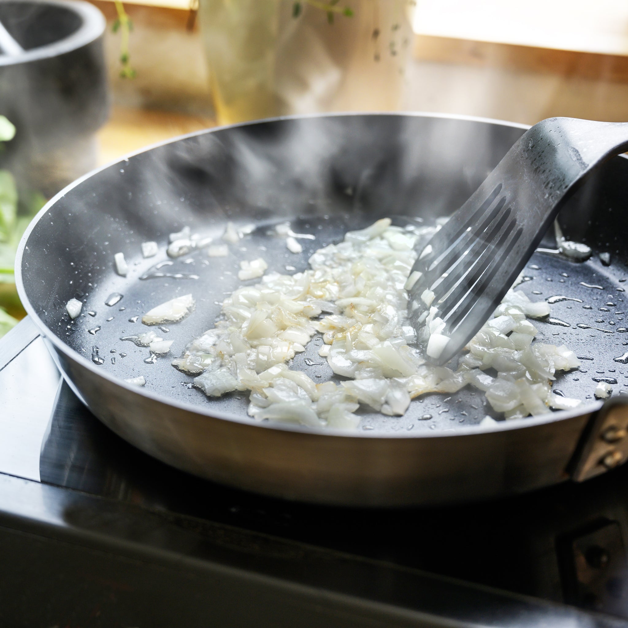 Freeze Dried Chopped Onions - Nutristore #10 Can