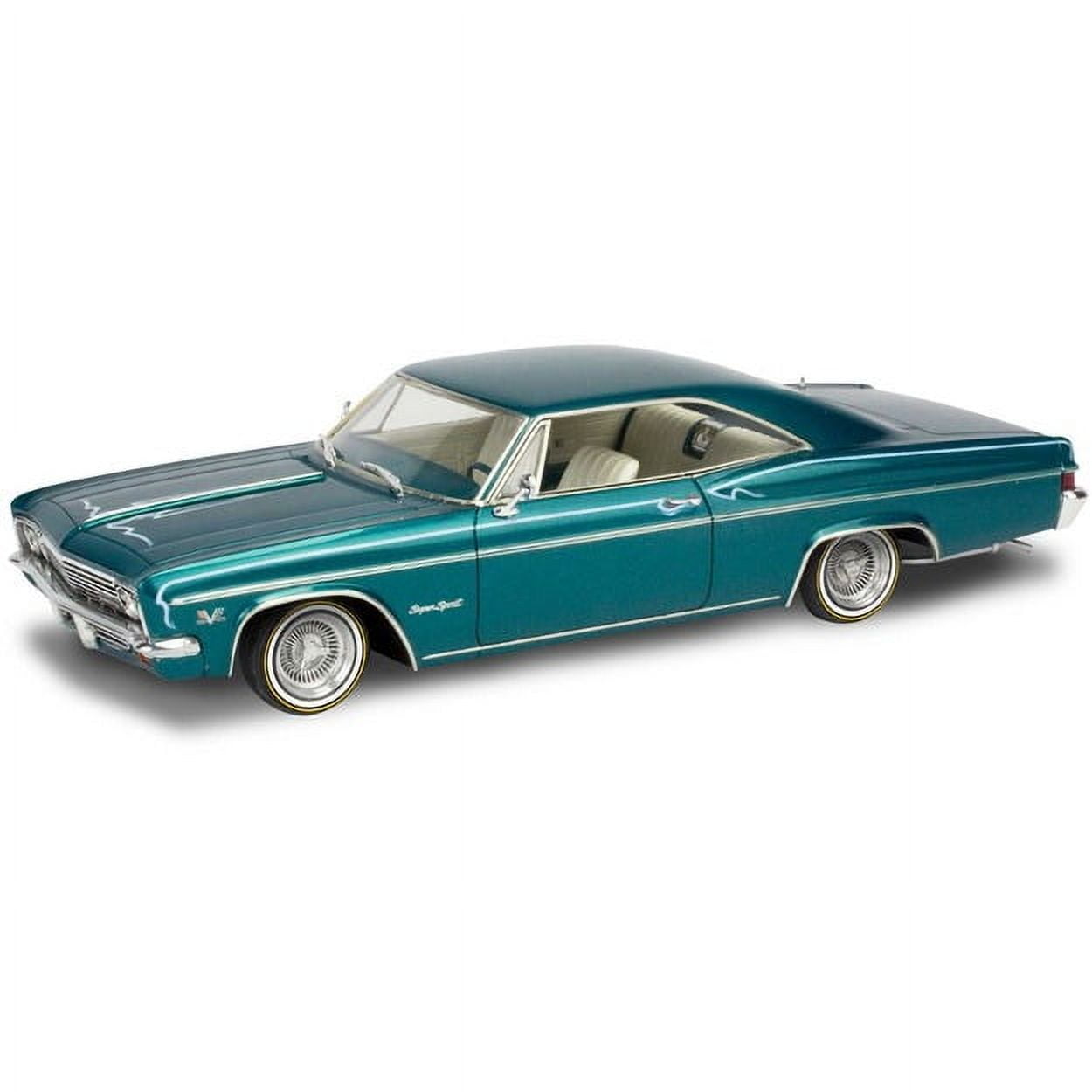 Revell Chevy Car 1966 Chevrolet Impala SS 396 2-in-1