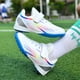 thumbnail image 2 of Zapatos de fútbol para interiores para niños, zapatillas de fútbol antideslizantes, ultraligeras, cómodas, para entrenamiento, 2 of 4
