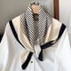 thumbnail image 4 of Bufanda cuadrada de seda a cuadros para mujer, banda de satén para el pelo, suave para el trabajo, Hijab, Foulard para la cabeza, 2021, 4 of 4