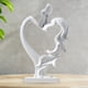 thumbnail image 4 of Figura de pareja besándose, resina, romántica, abstracta, para aniversario. Blanco, 4 of 7
