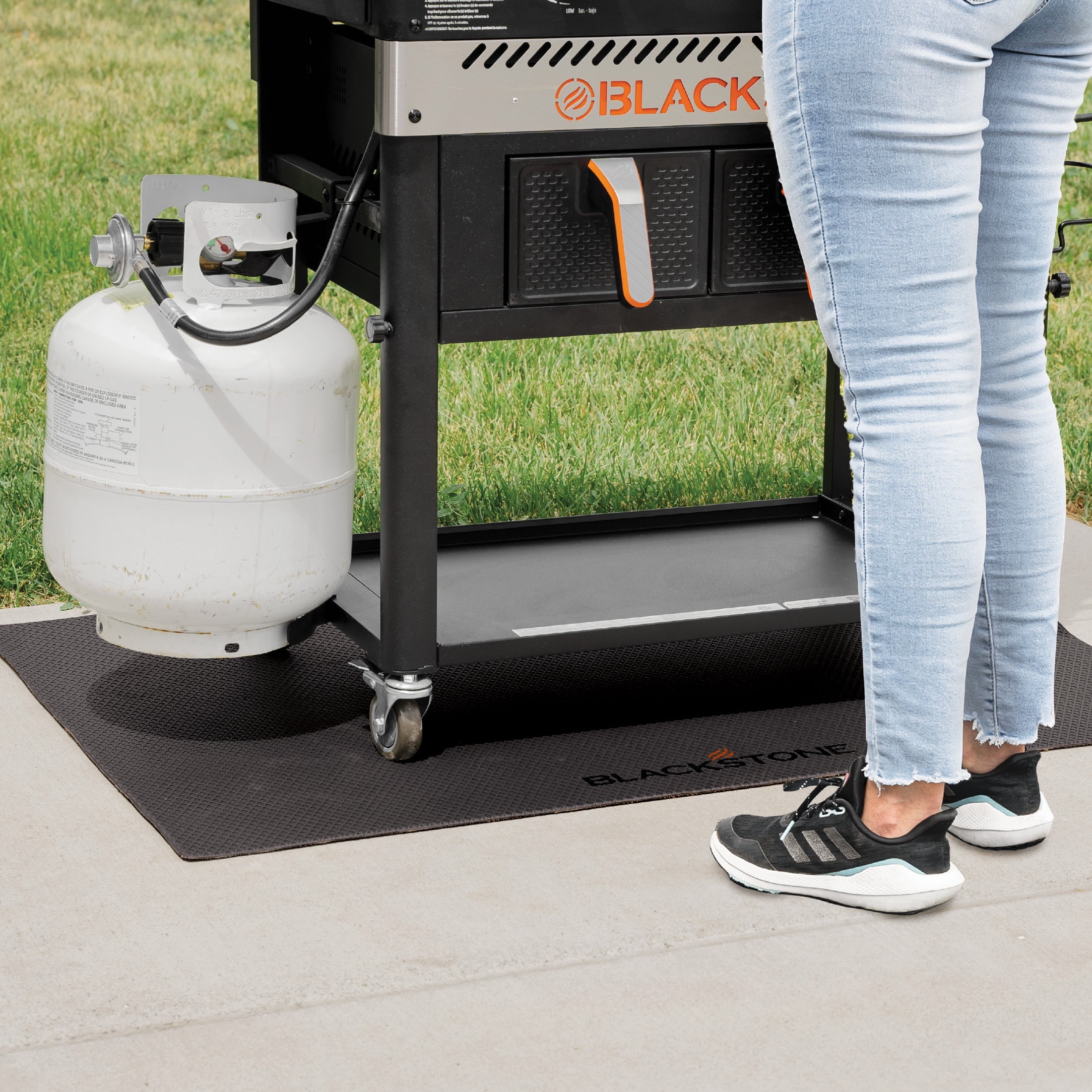 Blackstone 48” x 32” Griddle or Grill Mat with Fire-Resistant Backing