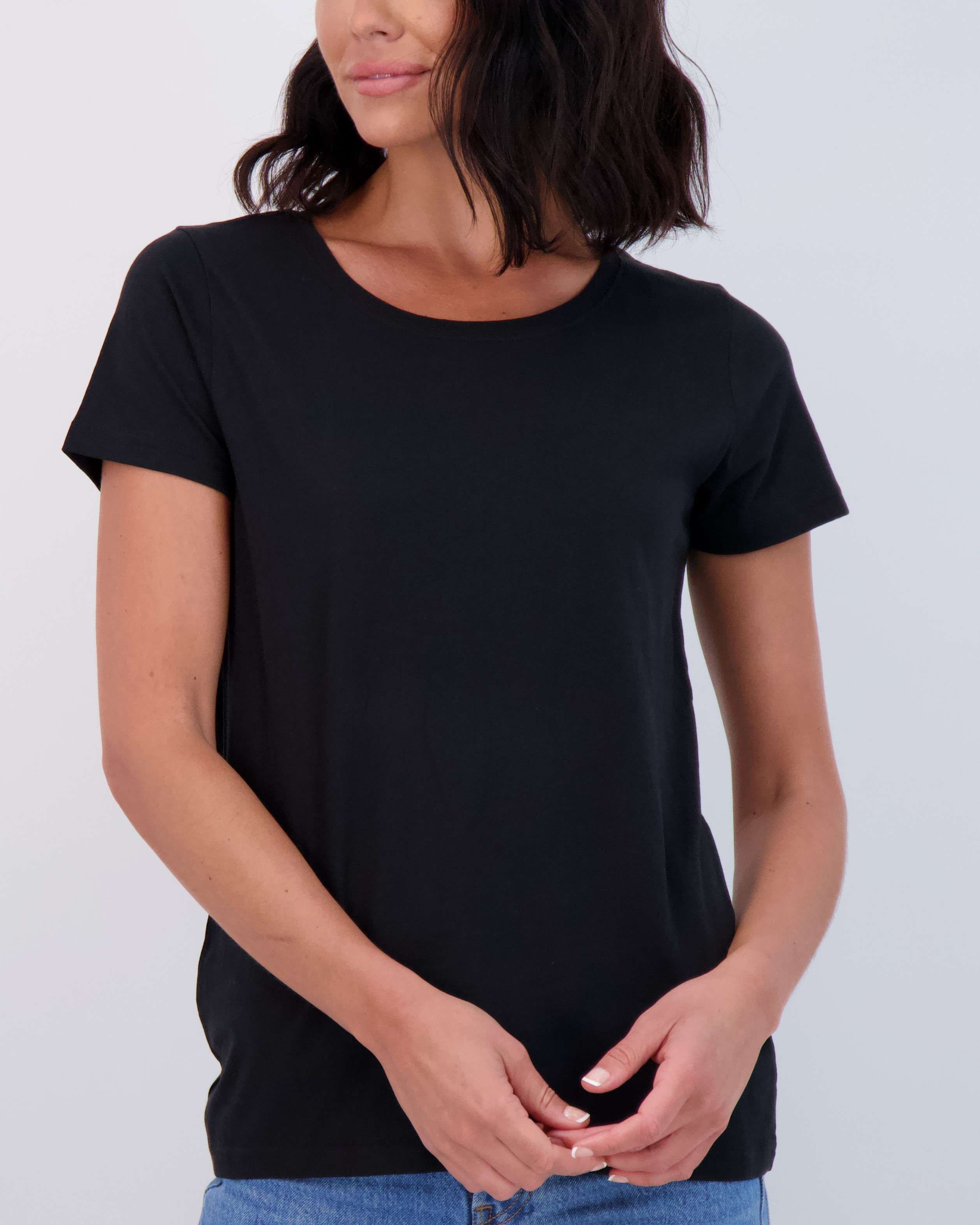 Real Essentials 4 Pack: Women's Classic-Fit Cotton Short-Sleeve Scoop Crew Neck T-Shirt (Available in Plus Size)