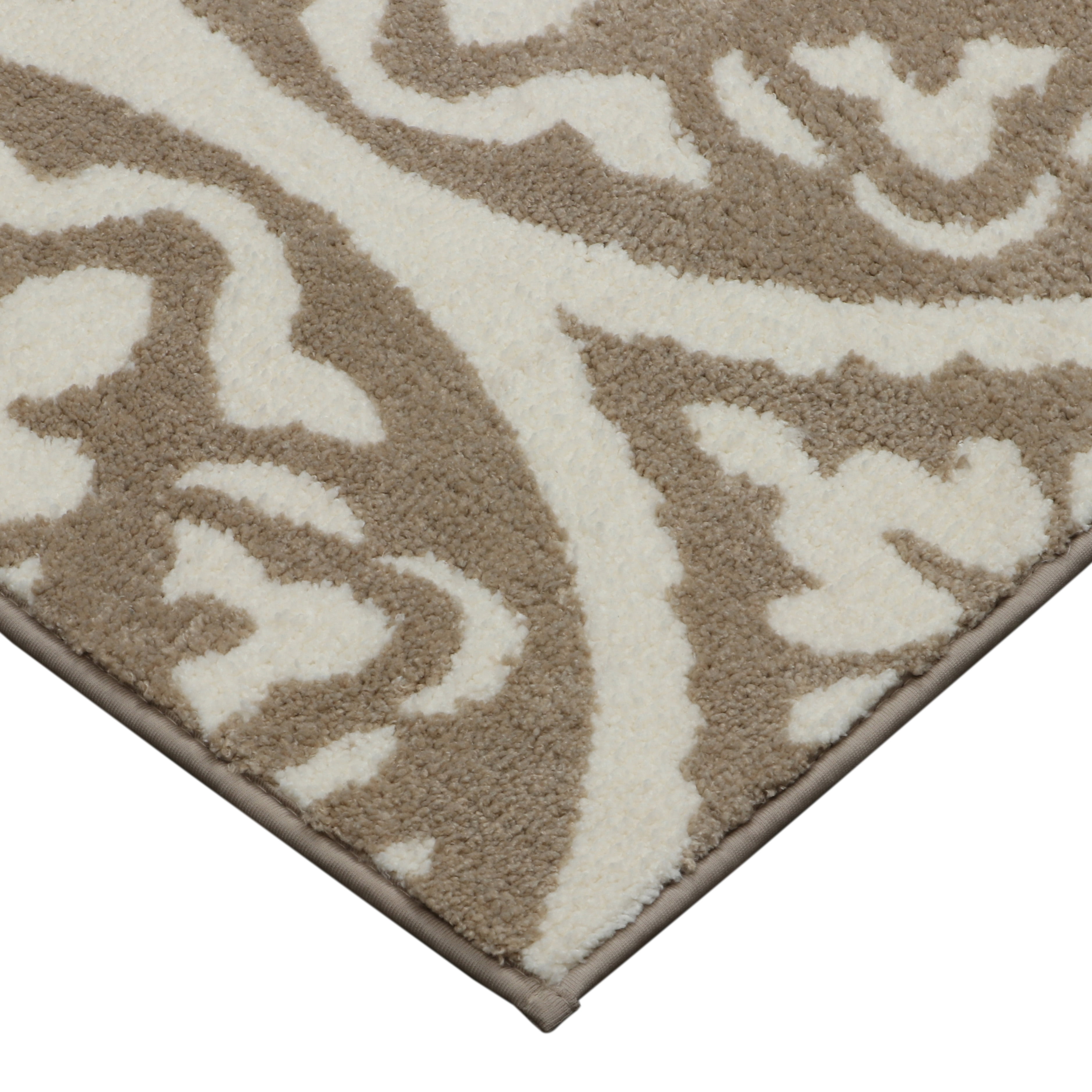 Mainstays Tan Medallion Plush Indoor Accent Rug, 30" x 45"