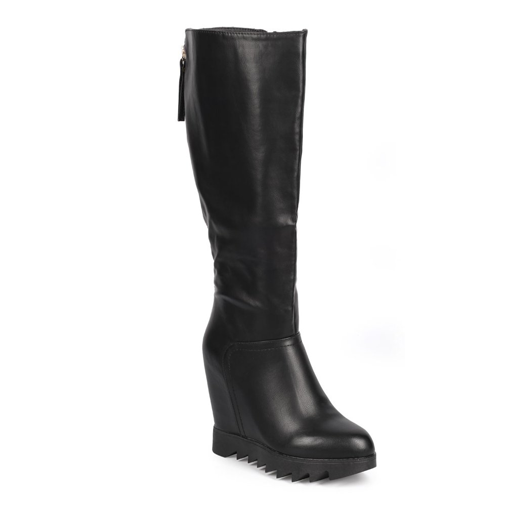 wedge lug boot