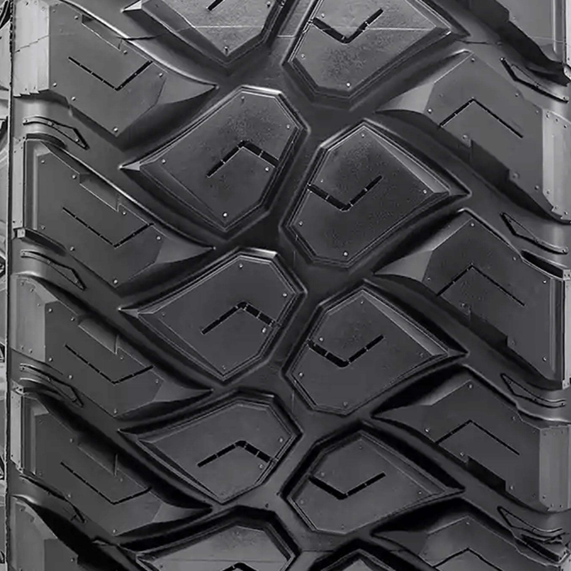 Maxxis Razr MT-772 295/65R18 127 Q Tire