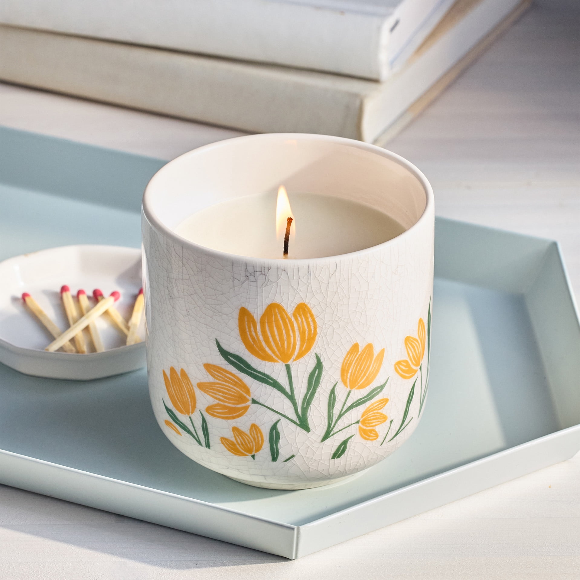 Better Homes and Gardens Fluted Jar Candle, Salted Coconut Mahogany, Yellow Flower Toss, 8 oz