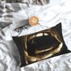 thumbnail image 5 of Fotbe Golden Lips Modern Sculpture Funda de Almohada Decorativa Estilo Occidental, Lujo en Algodón, Fundas para Almohadas King, Cojín Estampado para Decoración del Hogar-14"x20", 5 of 6